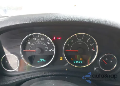 2013 Jeep Wrangler Sport z USA, uszkodzony, nr VIN 1C4AJWAG2DL558596